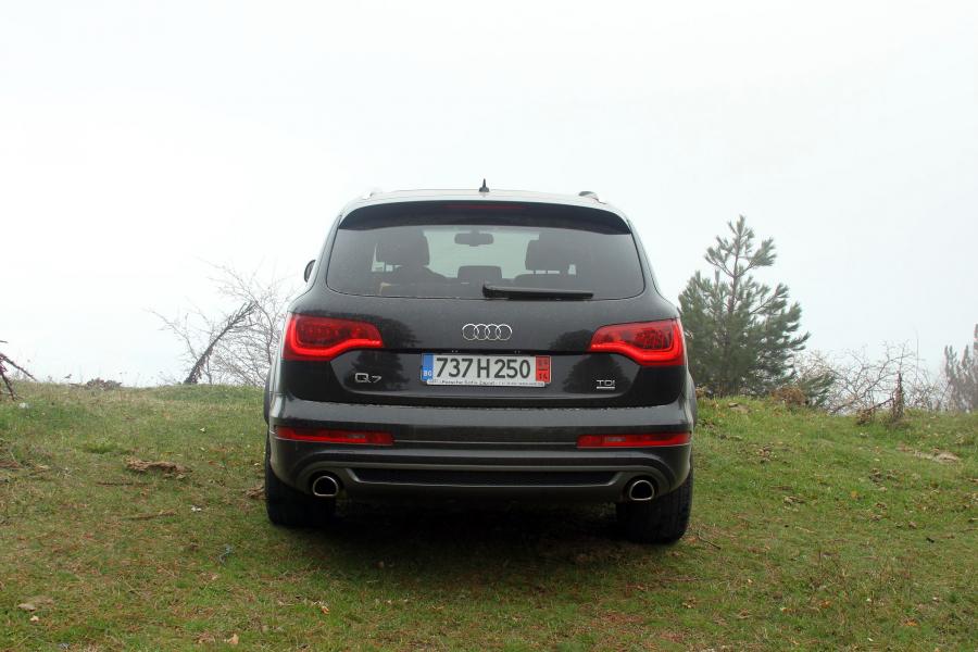  Audi Q7 3.0 TDI Quattro S-Line (4L) 2009 года  (фото 8 из 8)